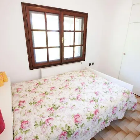 Wonderful With Huge Yard, Close To The Beach * Epanomi